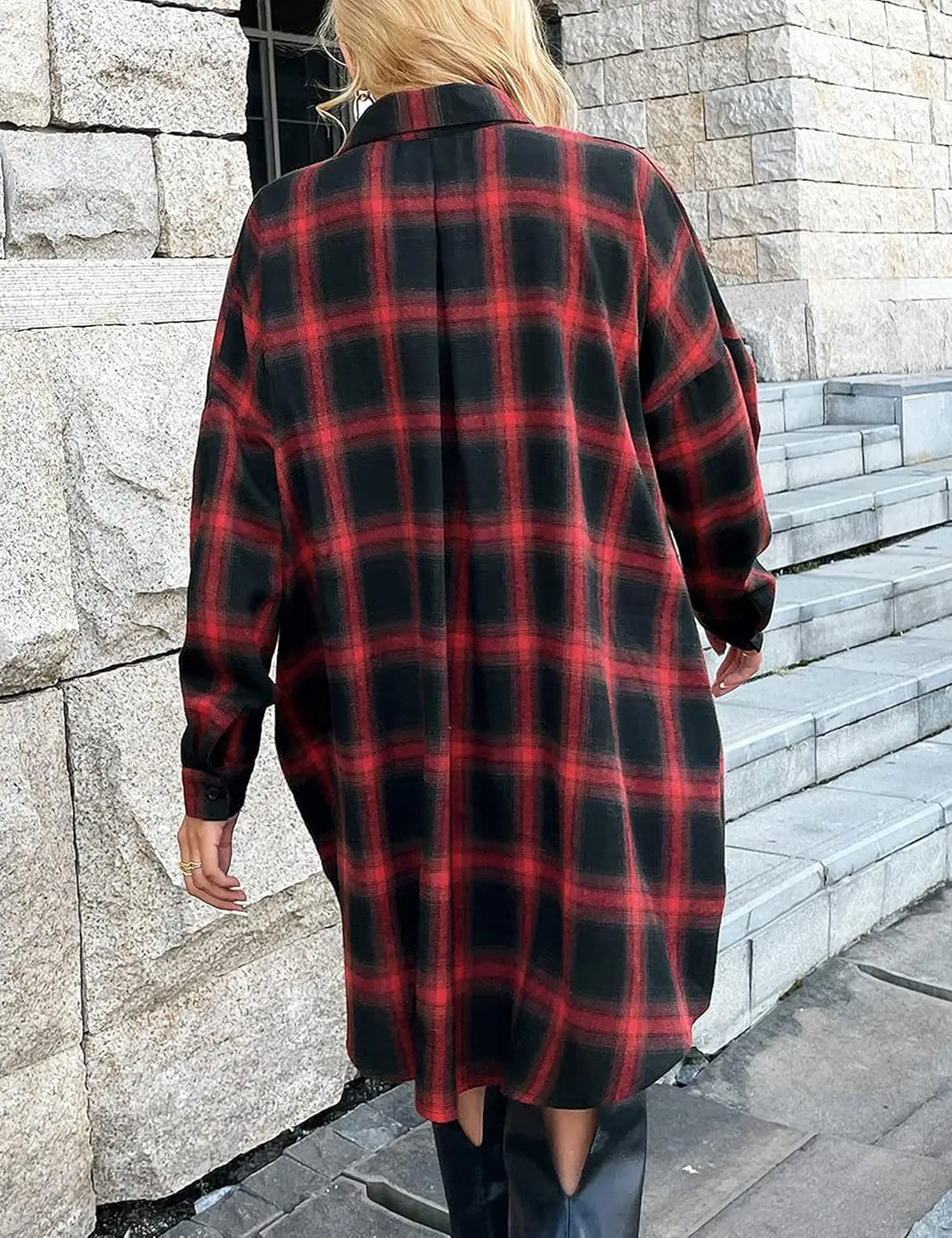 Bozanly Women's Oversized Button Down Long Plaid Flannel Shirts Lapel Long Sleeve Check Jacket Shacket