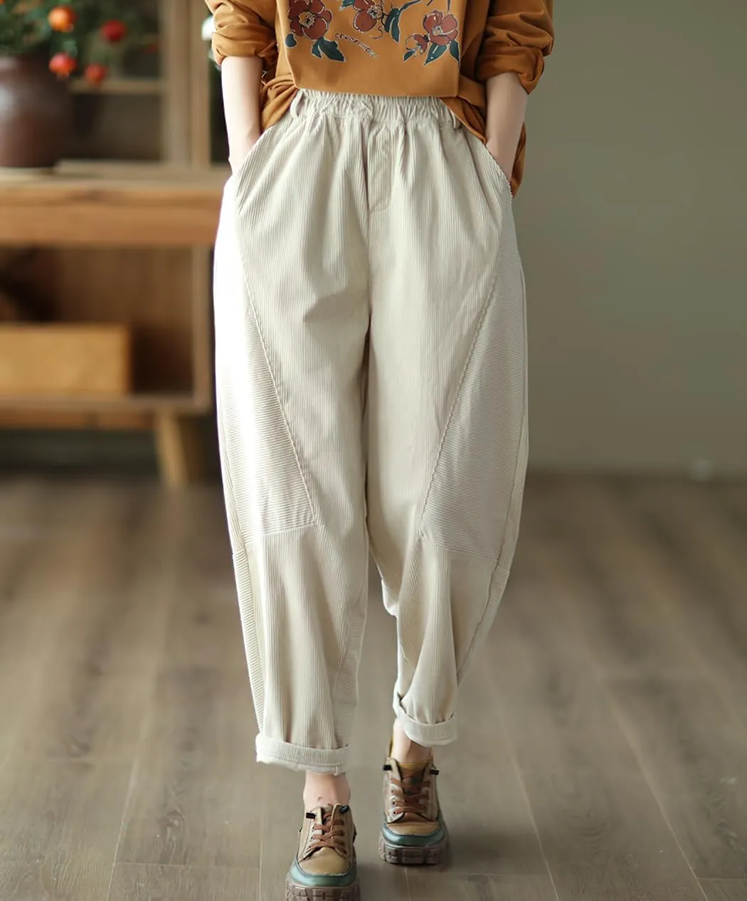 chouyatou Womens Fall Winter Loose Corduroy Pants Elastic High Waisted Straight Leg Trouser with Pockets