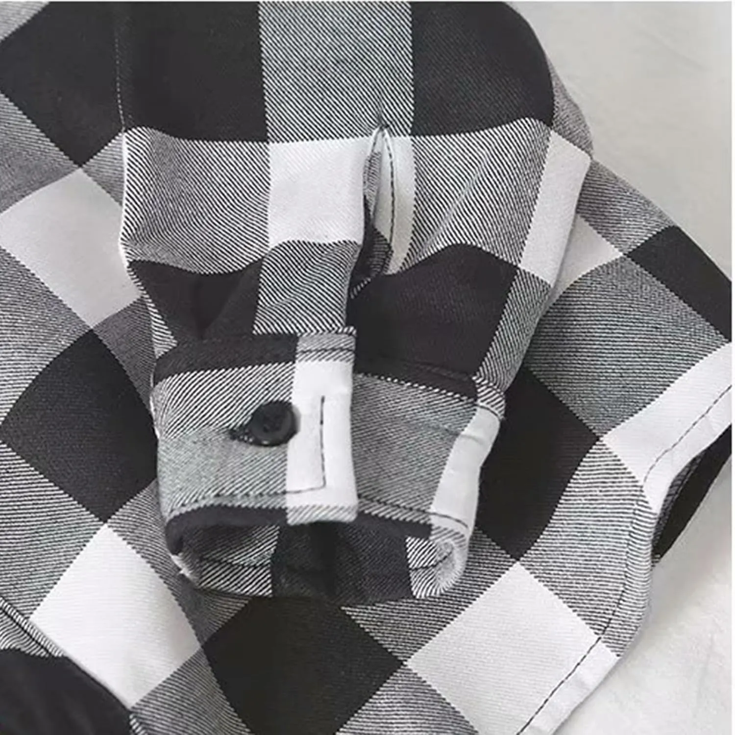 Mens Flannel Plaid Shirts Long Sleeve Casual Button Down Shirt Relaxed Fit Lightweight Pockets Gingham Shirt for Work