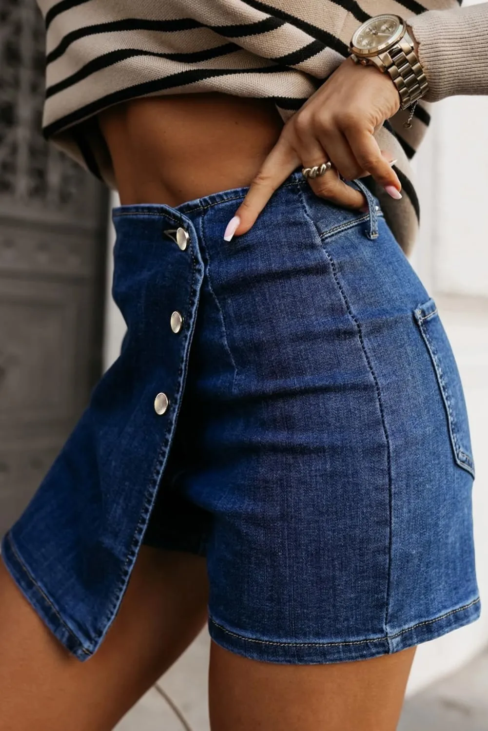 Women's Bluing Asymmetric Wrapped High Waist Denim Shorts with Button Detail